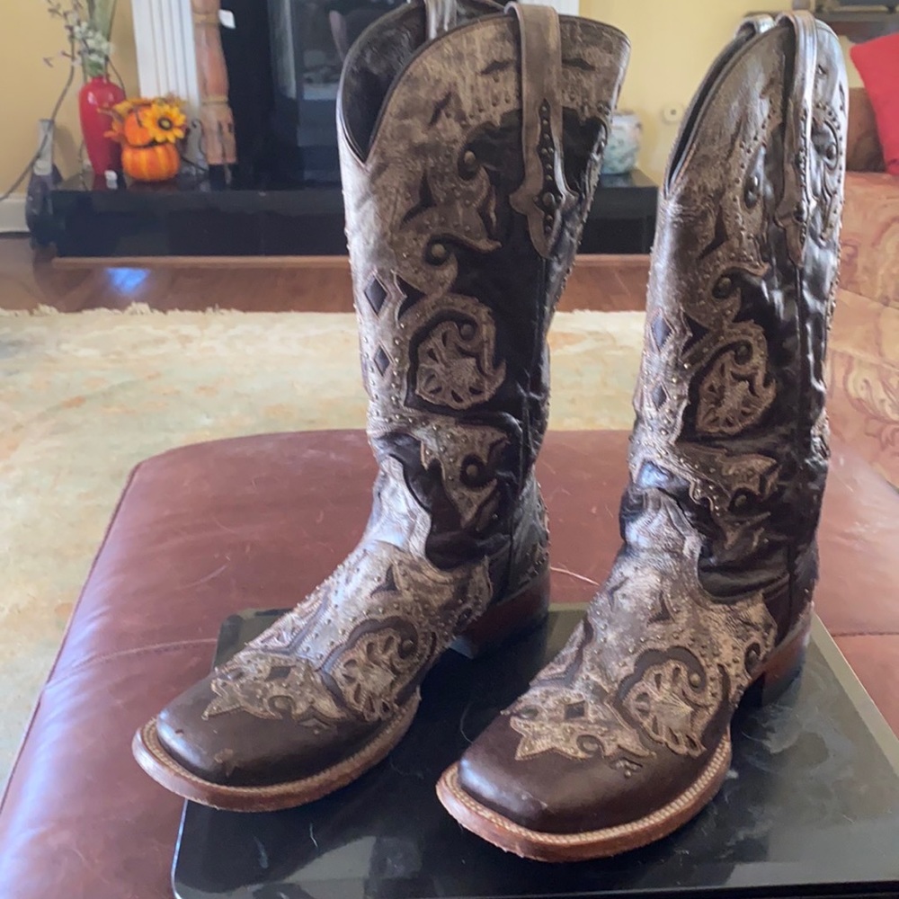 Lucchese 9 1/2 chocolate brown